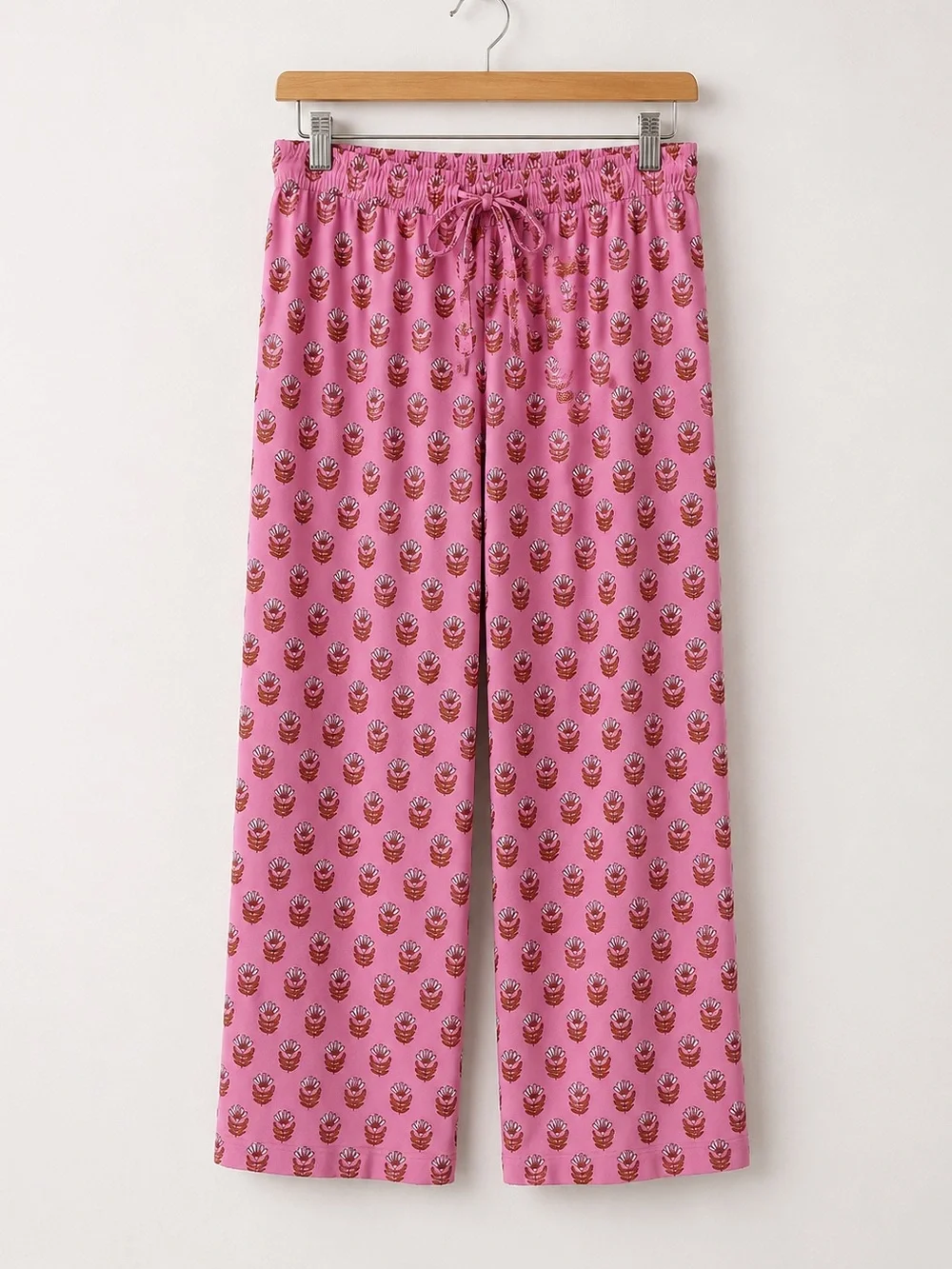 Mary Square Floral Foulard Pink Alli Short Sleeve V-Neck/Straigt Leg Pants Set
